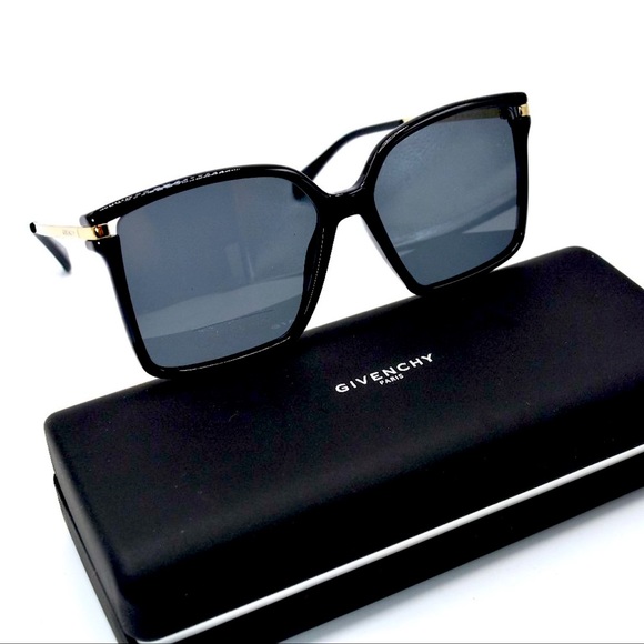 Givenchy Accessories - Authentic GIVENCHY 57mm GV7130/S square sunglasses. Black and gold. NIB.